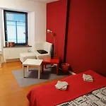 Cukrarna Guest *