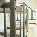 Hostel Cukrarna Guest *