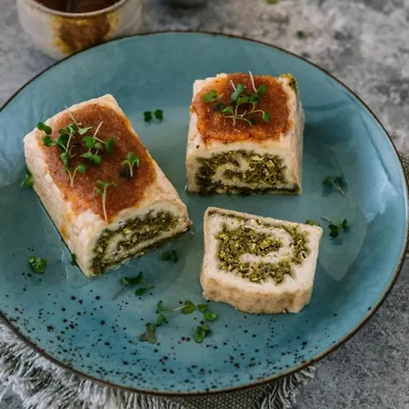 אכסניה Cukrarna Guest