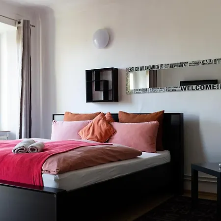 Hostel Cukrarna Guest