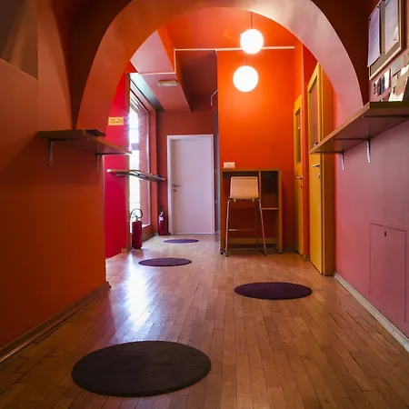 Cukrarna Guest Hostel Kranj