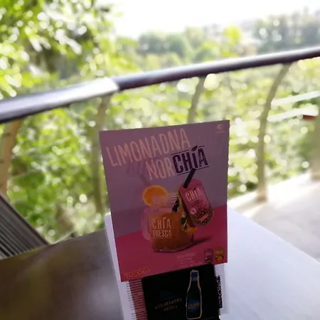 Hostel Cukrarna Guest *