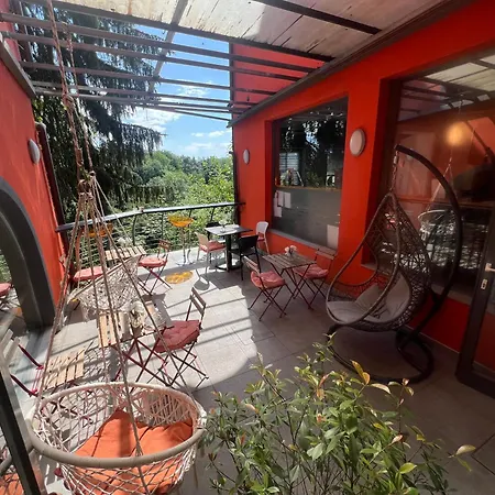 Cukrarna Guest Hostel Kranj