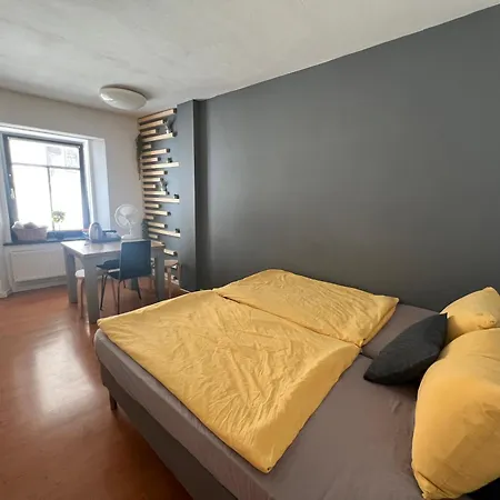 Hostel Cukrarna Guest