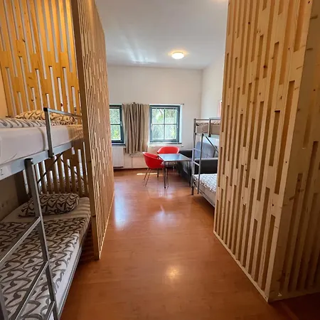 Cukrarna Guest * Kranj