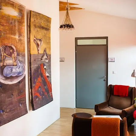 Cukrarna Guest * Kranj