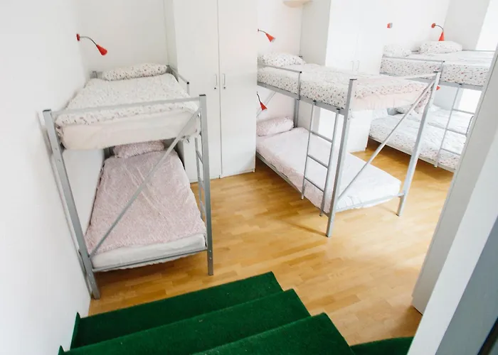 Hostal Cukrarna Guest *