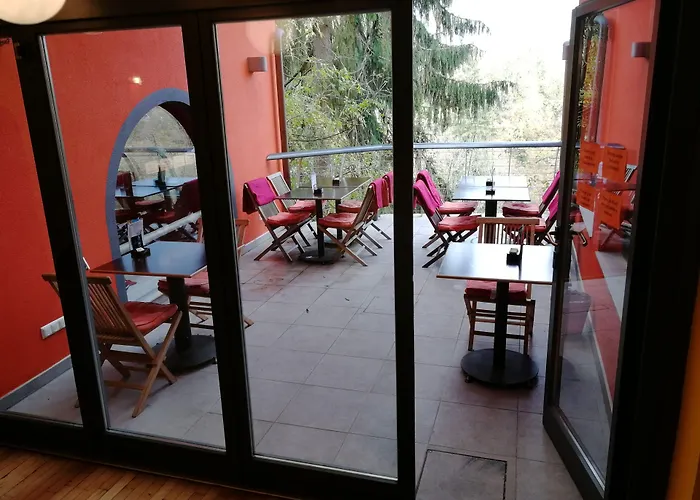 Cukrarna Guest Hostal